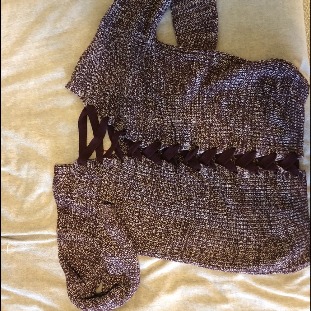 Sweater - Picture 2 of 4